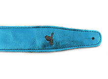 Load image into Gallery viewer, Magma Leathers 2.52" Delux Argentinean Leather Chamois Guitar Strap Cristal Metallic Turquoise (07MCR0T.)