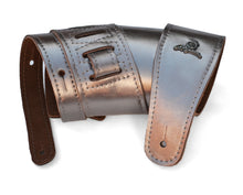 Load image into Gallery viewer, Magma Leathers 2.52" Delux Argentinean Leather Chamois Guitar Strap Cristal Metallic Pewter (07MCR01PE.)