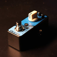 Load image into Gallery viewer, Valeton Coral Mod II Digital Modulation Chorus Flanger Phaser Univibe Tremolo Lofi Multi Effects Guitar Bass Pedal