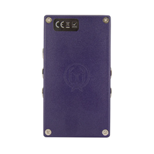 Load image into Gallery viewer, Walrus Julianna Deluxe Chorus/Vibrato Guitar Effects Pedal