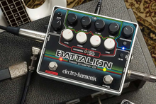 Load image into Gallery viewer, Electro-Harmonix EHX Battalion Bass Preamp DI Pedal w/ Power supply