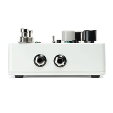Load image into Gallery viewer, Electro-Harmonix EHX Battalion Bass Preamp DI Pedal w/ Power supply