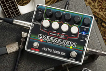 Load image into Gallery viewer, Electro-Harmonix EHX Battalion Bass Preamp DI Pedal w/ Power supply
